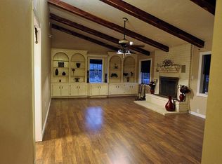 8403 Highway 36 N, Bellville, TX 77418