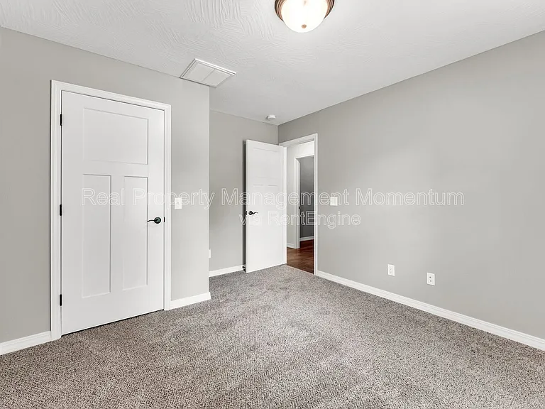 825 S Trail Point Ct — Photo 17