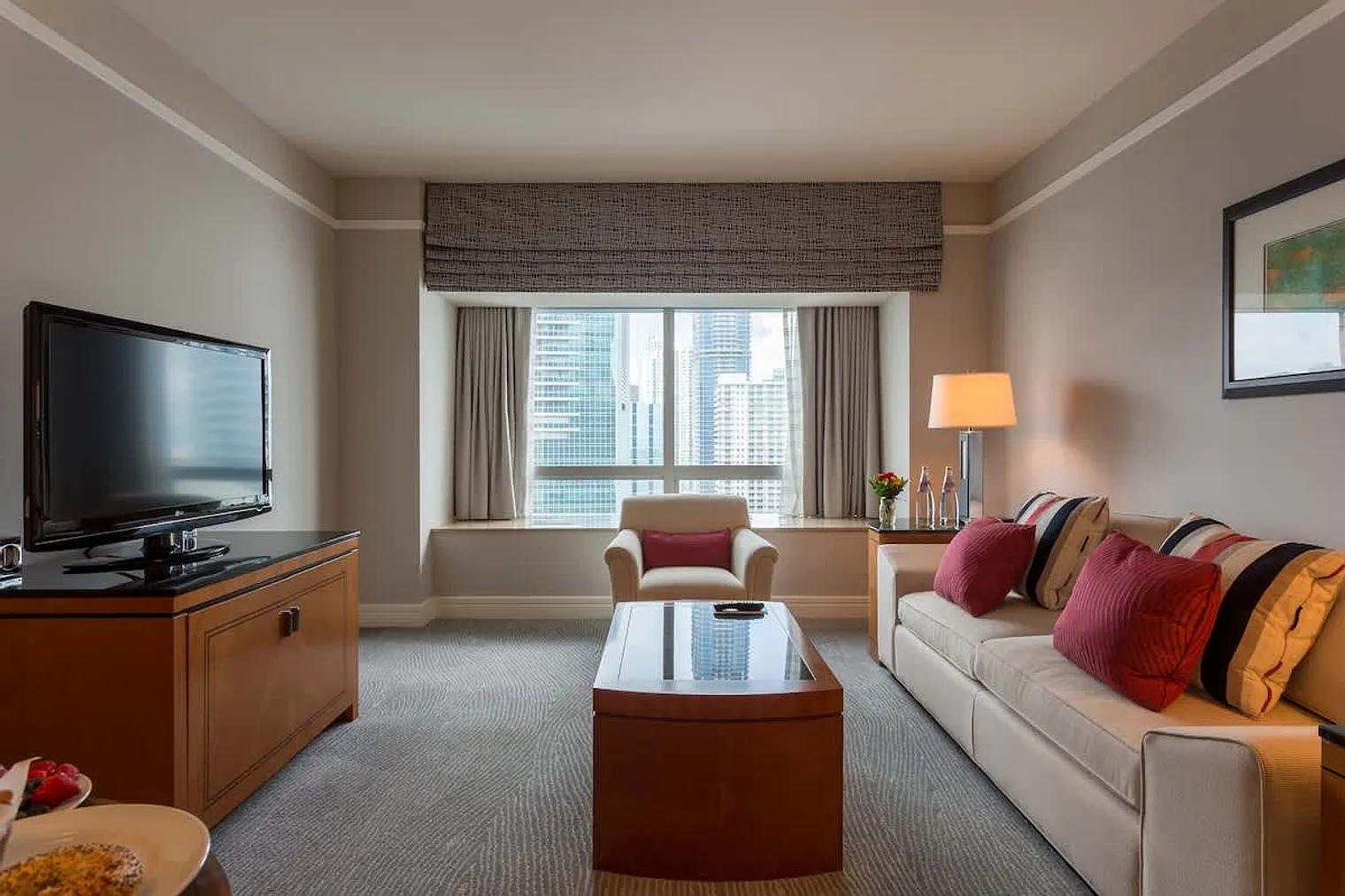 1 bed, 1.0 bath, 1065 sqft, $7,370 — Photo 1