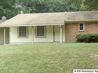 359 Crestfield Rd, Coldwater, MS 38618