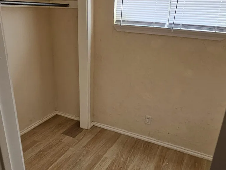 219 E Cherry Ln — Photo 42