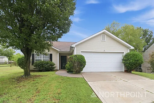 2420 Damascus Dr Photo 1