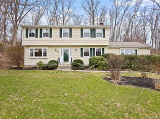 97 Old Hollow Rd, Trumbull, CT 06611