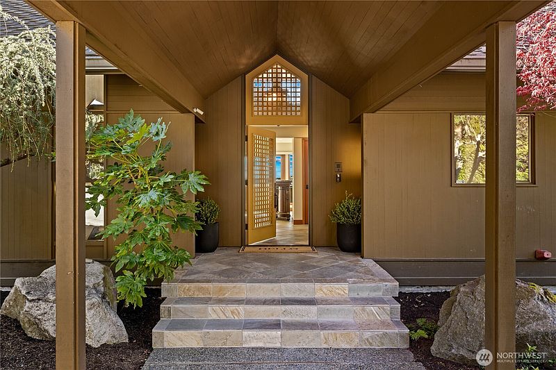 5th image of 24302 116th Avenue W