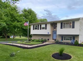 711 Ridgewood Ave, Westfield, IN 46074