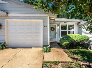 273 Highland Village Dr, Valley Park, MO 63088