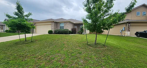 661 Donegal Ln Photo 1