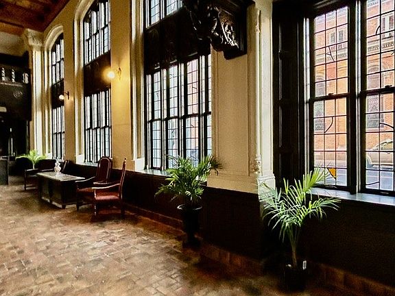 5th image of 600 Broadway St #1B-1Ba-450Sqft