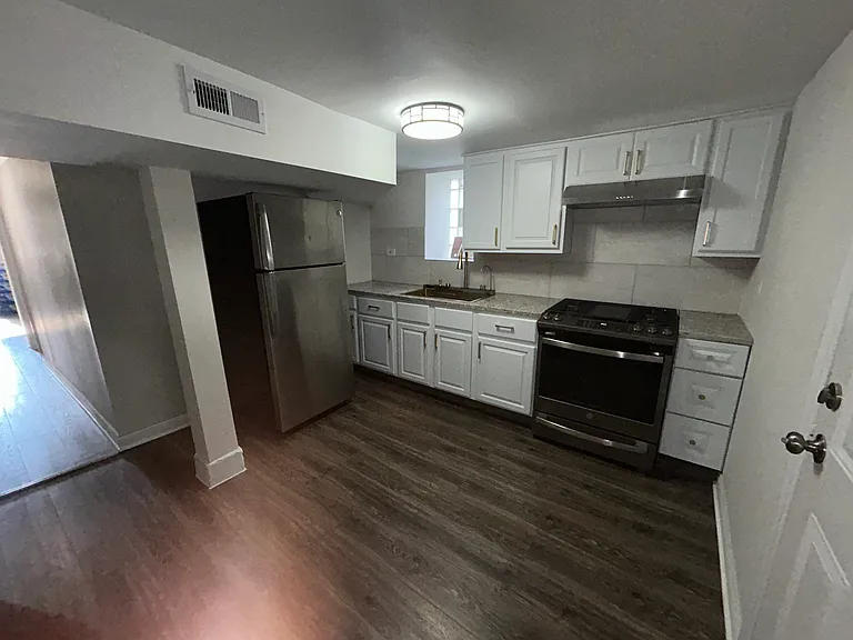 6067 S La Salle St #G — Photo 6