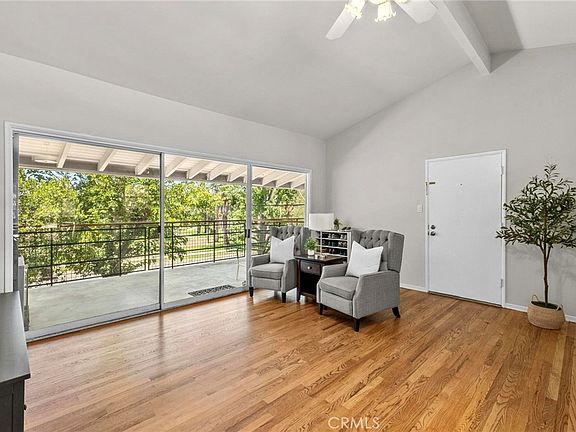 5th image of 186 N Center Pl