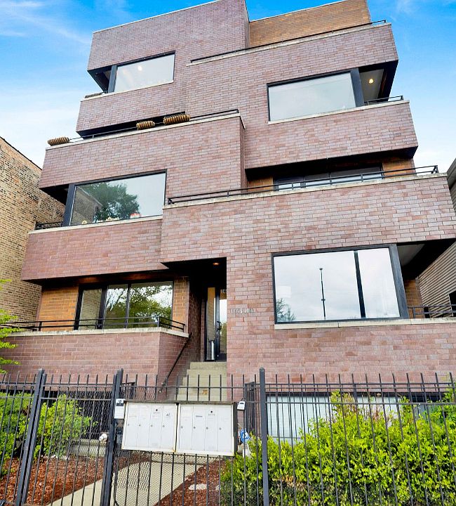 1st image of 1445 W Grand Ave #1E