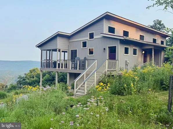 2383 Baker Mountain Dr, Yellow Spring, WV 26865
