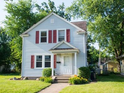 2722 Hartzer St, South Bend, IN, 46628