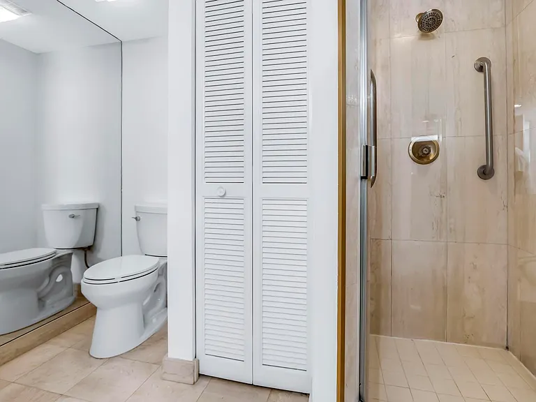 4201 N Ocean Blvd #203 — Photo 45