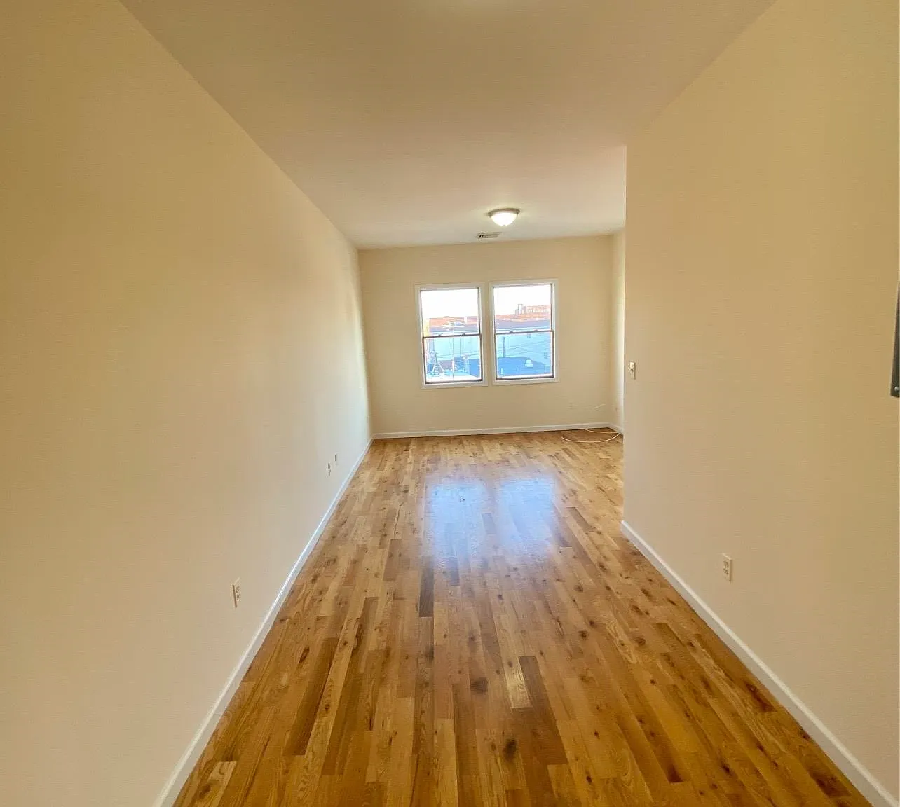 1 bed, 1.0 bath, $1,700 — Photo 3