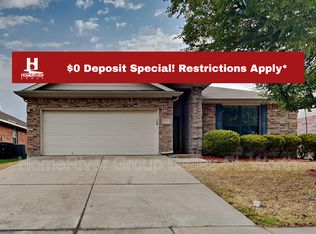 10709 Lipan Trl, Fort Worth, TX 76108