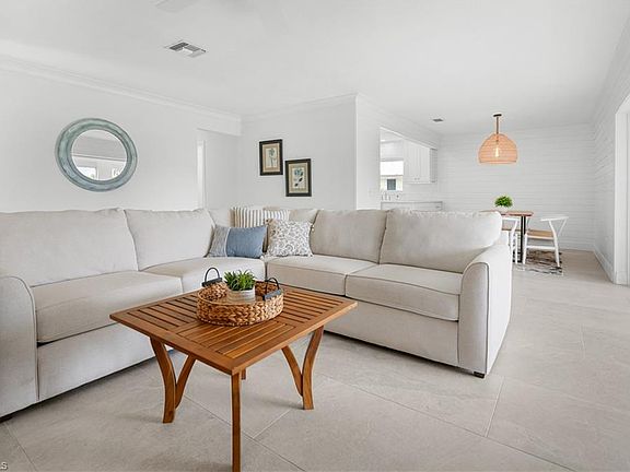 5th image of 250 Lanchester CT #35