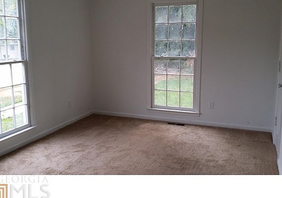 1st bedroom