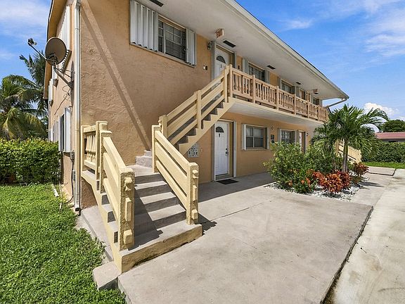 4th image of 4106 Riverside Dr #1-2