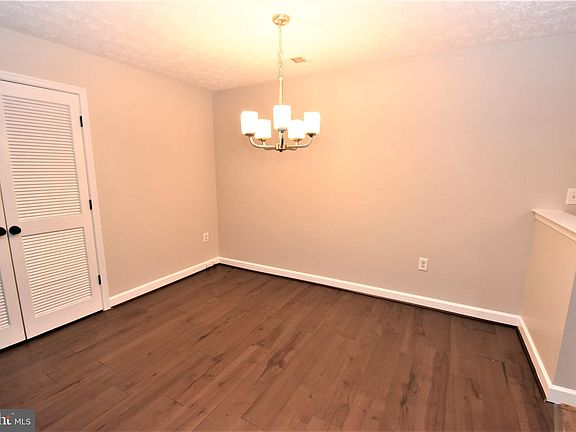 3rd image of 607 Admiral Dr Unit 104