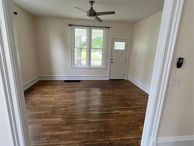8987 Jackson St — Photo 6