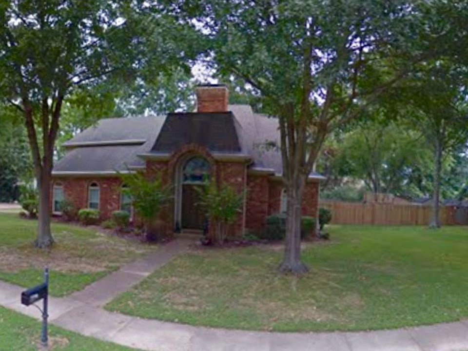 1st image of 2392 Carrollwood Ln