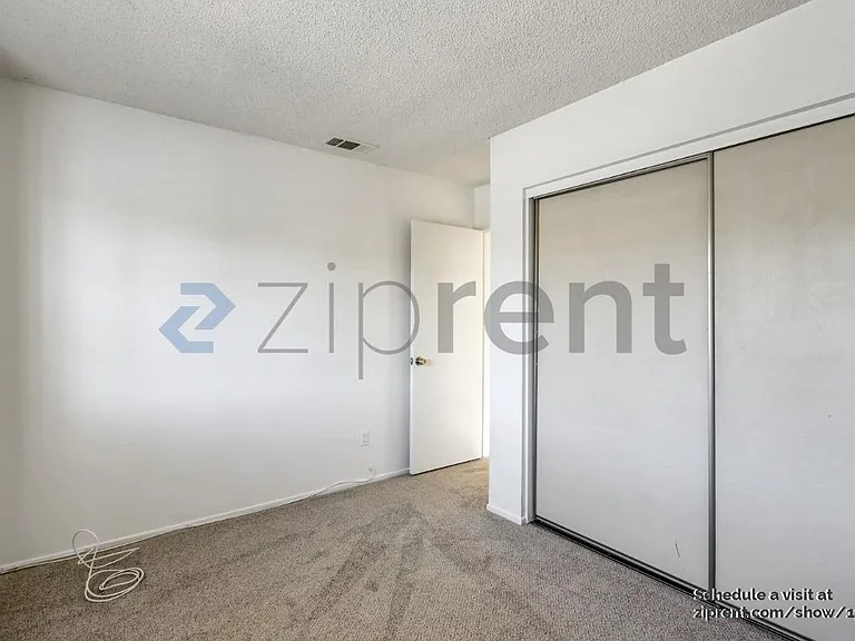 116 N Plymouth Way — Photo 19