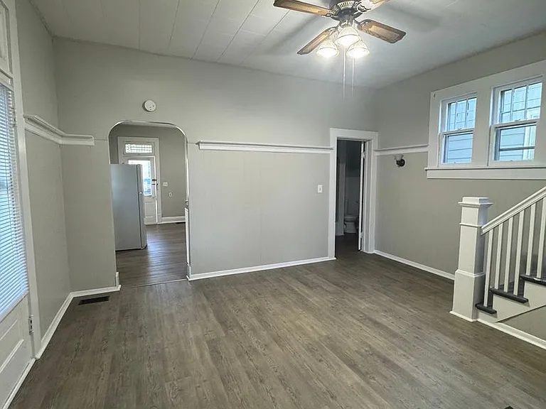 1822 Main St — Photo 6