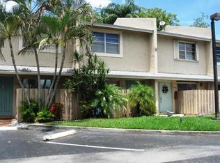 824 Banks Rd, Coconut Creek, FL 33063