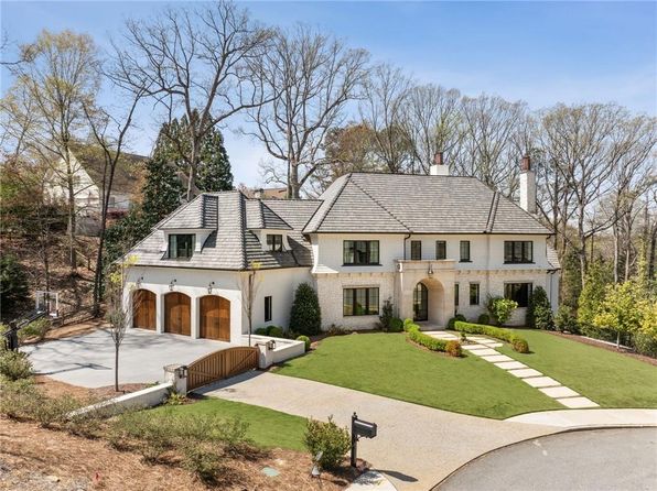 810 Kenry Ct, Atlanta, GA 30342