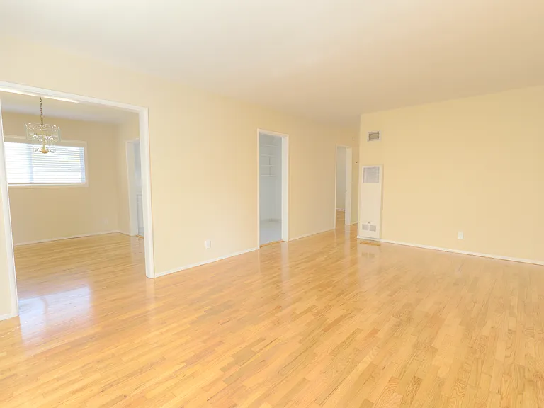 10459 Riverside Dr #A — Photo 9