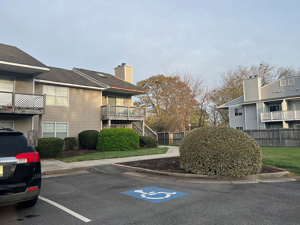 255 Lantana Ln, Hampton, VA 23669 Zillow