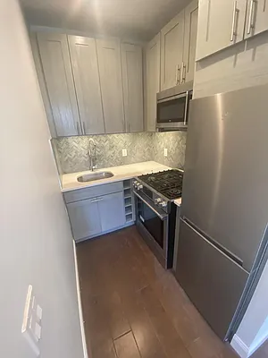 Rented by Vertical Real Estate LLC | media 2