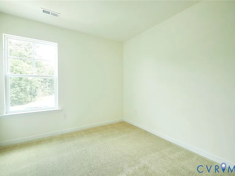 214 Greenpark Rd — Photo 29