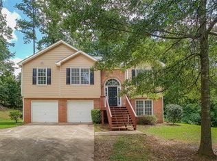 76 Hillcrest Dr, Commerce, GA 30529