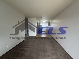 820 Poplar St APT 12, Terre Haute, IN 47807