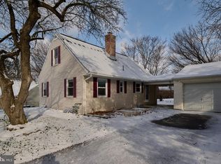 1149 Oneida St, State College, PA 16801