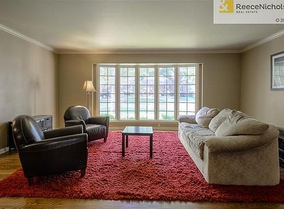 4th image of 6617 Milhaven Dr
