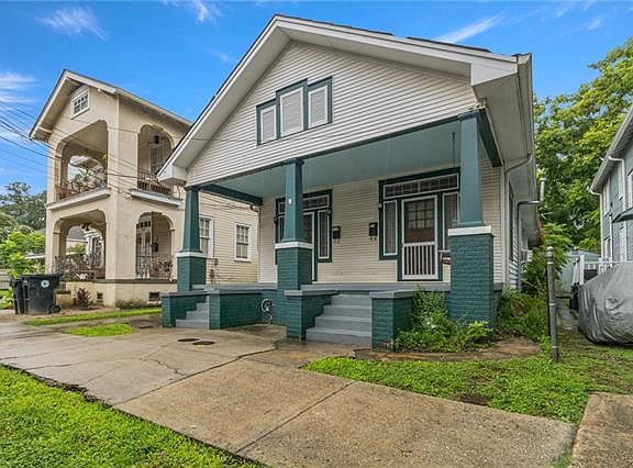 3rd image of 8116 Freret St