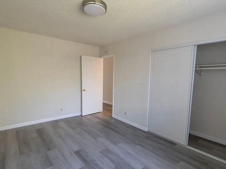 16511 Estrella Ave — Photo 12