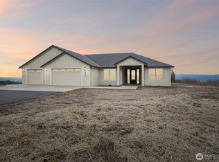 917 Confer Rd, Kalama, WA 98625