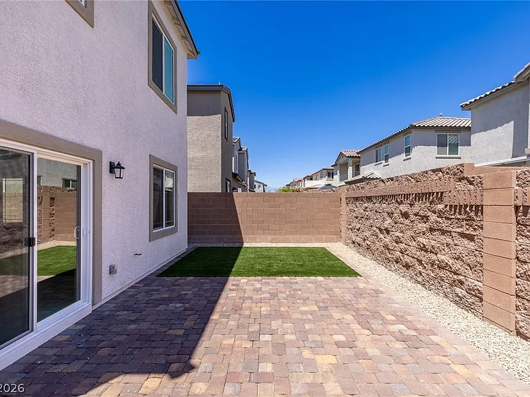 360 Great Ocean Ave — Photo 46