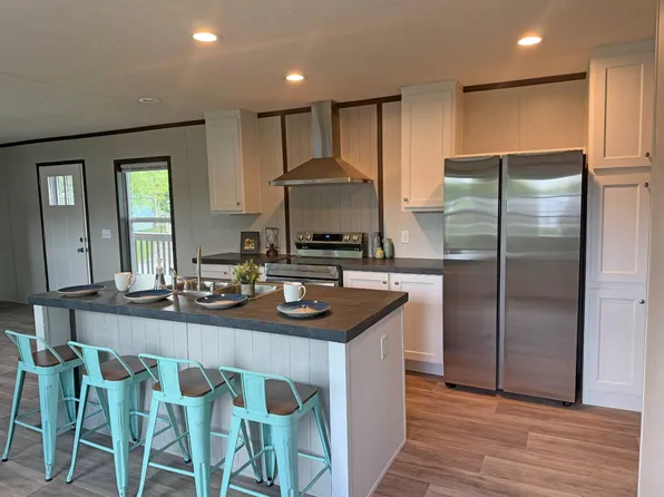 5885 Lavey Ln #58, Baker, LA 70714