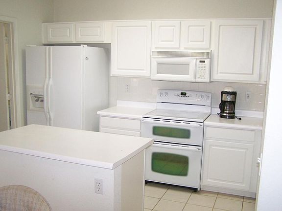 4th image of 10441 E Bramble Ave