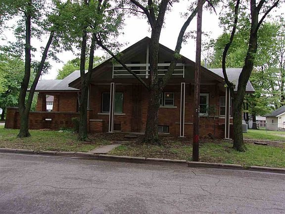 2nd image of 1120 E 12th Ave