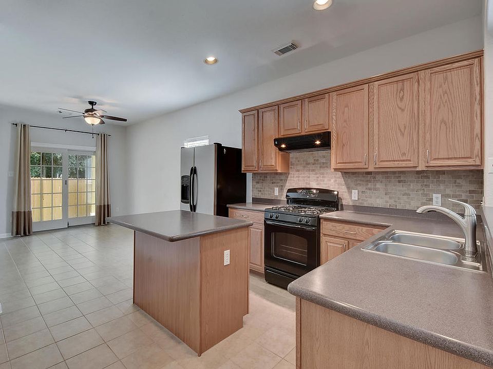 1st image of 2036 Amur Dr
