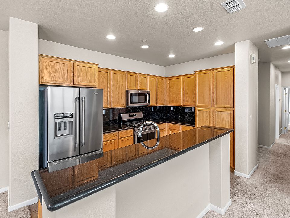 1st image of 4903 Esplanade Cir