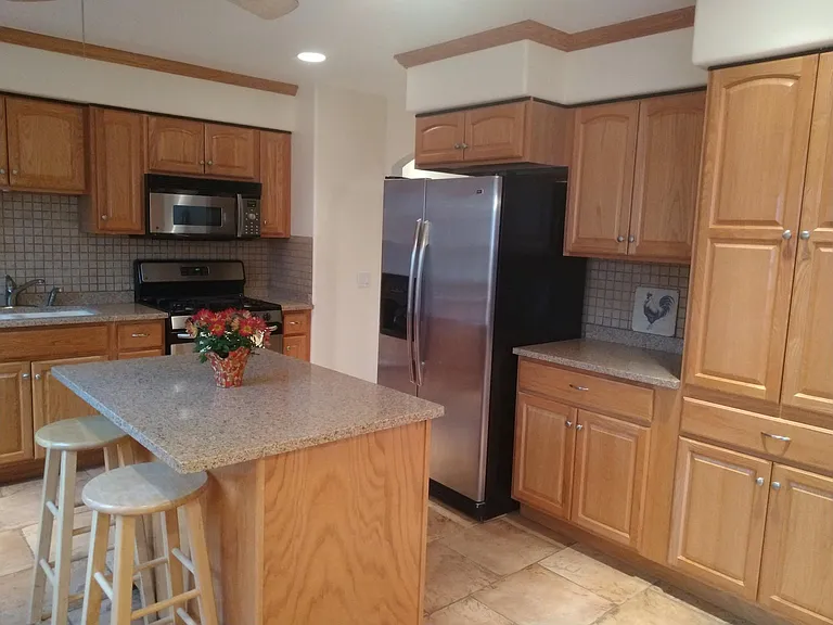 909 Dundee Ave — Photo 10