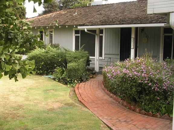 2nd image of 1023 S Rogers Ln