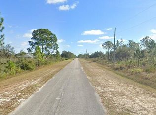 5 Allamanda Dr, Indian Lake Estates, FL 33855